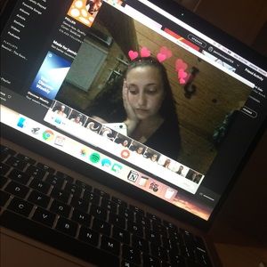 Meet your Posher, Jasmine